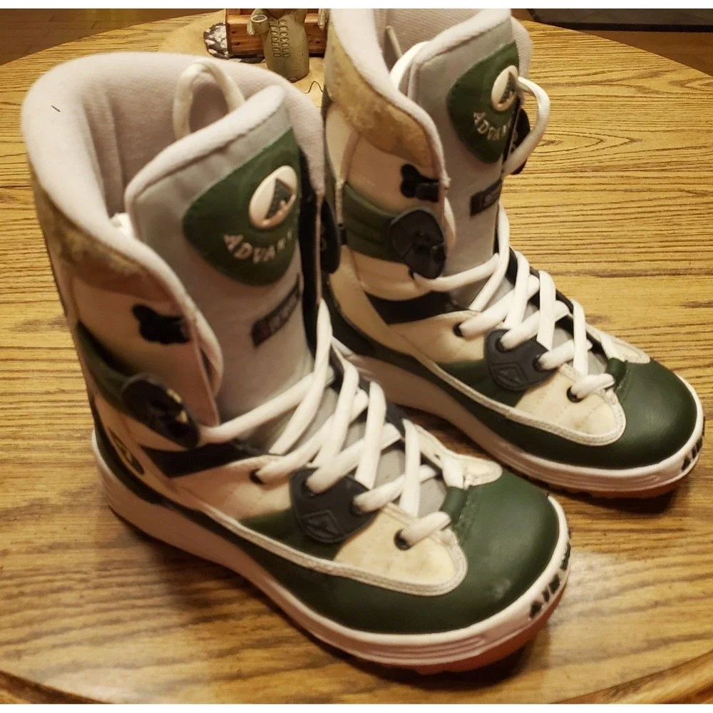 Vintage Airwalk Advantage  Womens Lace Up‎ Snowboard Boots Size US 8
